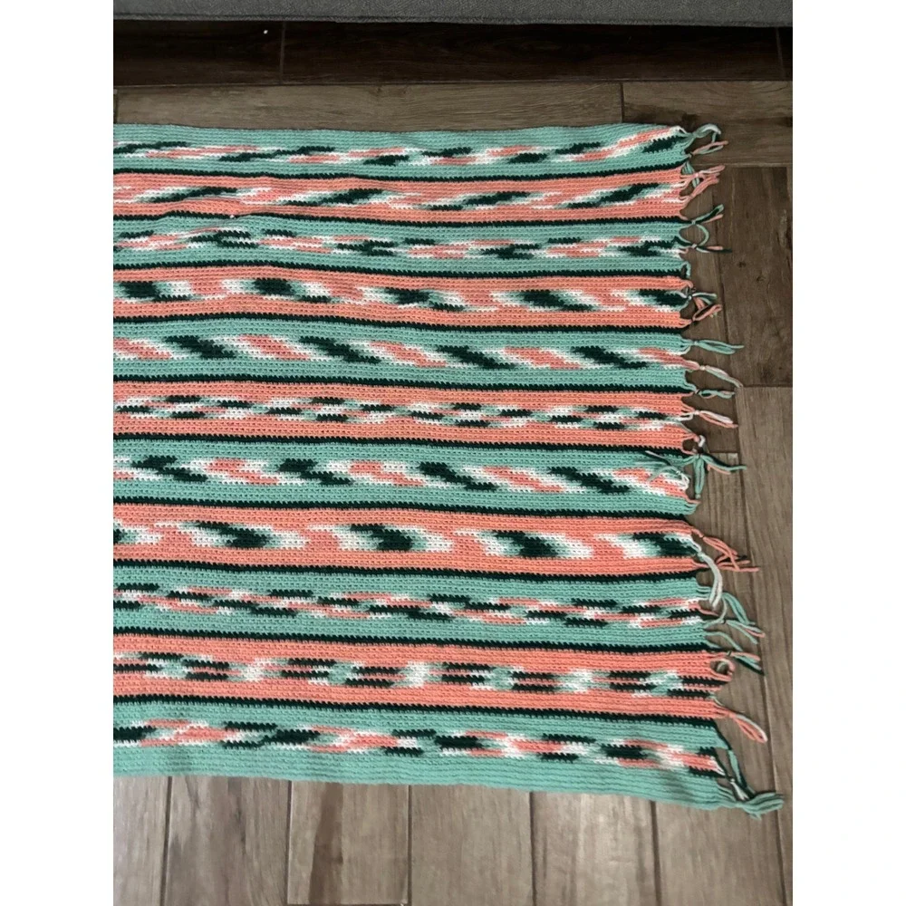 Vintage‎ Handmade Crochet Southwest Style Throw Blanket Afghan 37x72 Fringe